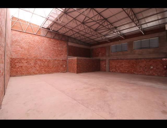 350M² WAREHOUSE TO LET IN SALDANHA INDUSTRIAL